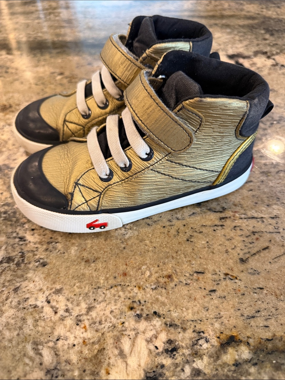 See Kai Run High Top Sneakers Black and Gold, size 10 toddler